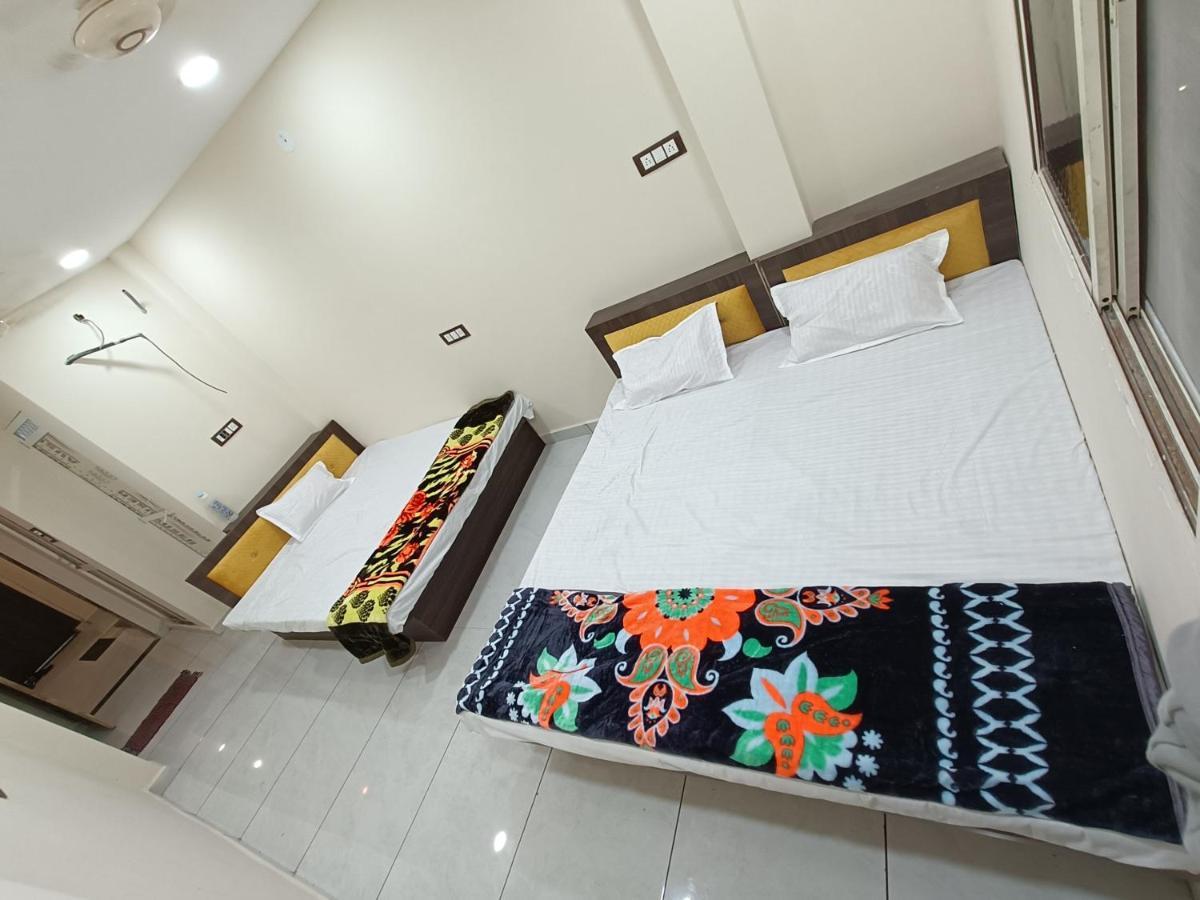 Hotel Shipra Inn Удджайн Экстерьер фото