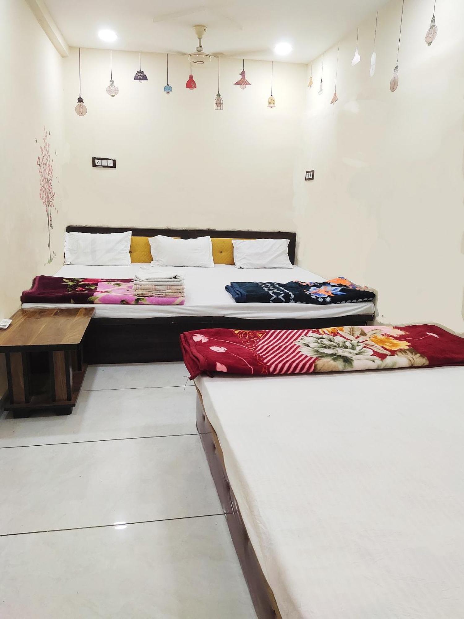 Hotel Shipra Inn Удджайн Экстерьер фото